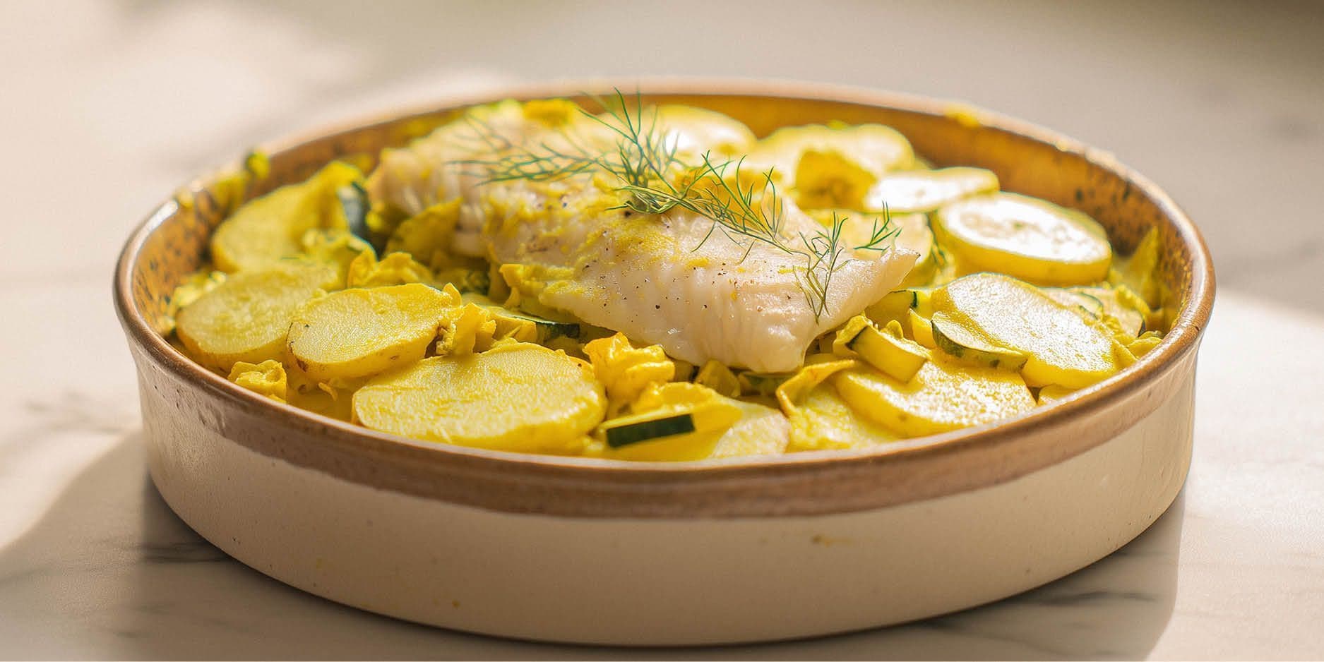 Gratin de pommes de terre au poisson et sauce au curry Madras