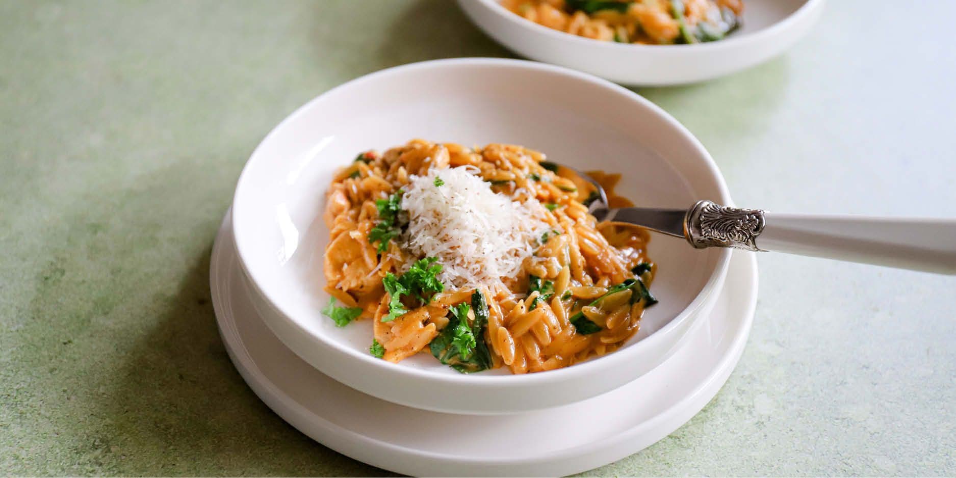 One-Pot-Orzo mit Poulet