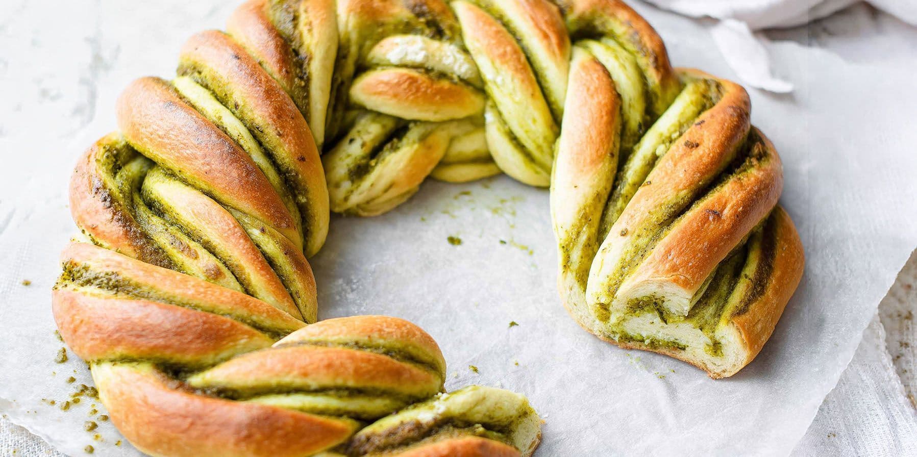 Brioche tressée au pesto basilico