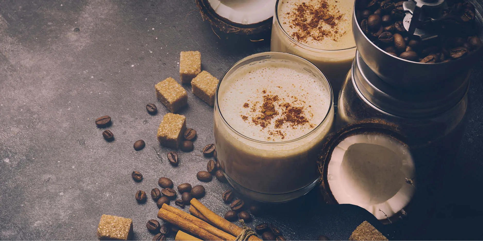 «Bounty» Latte mit Kokosmilch