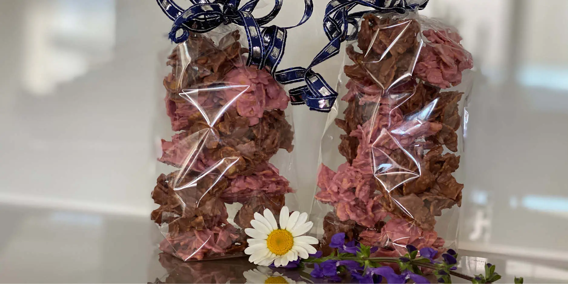 Cornflakes-Praliné Rubin oder Milchschokolade