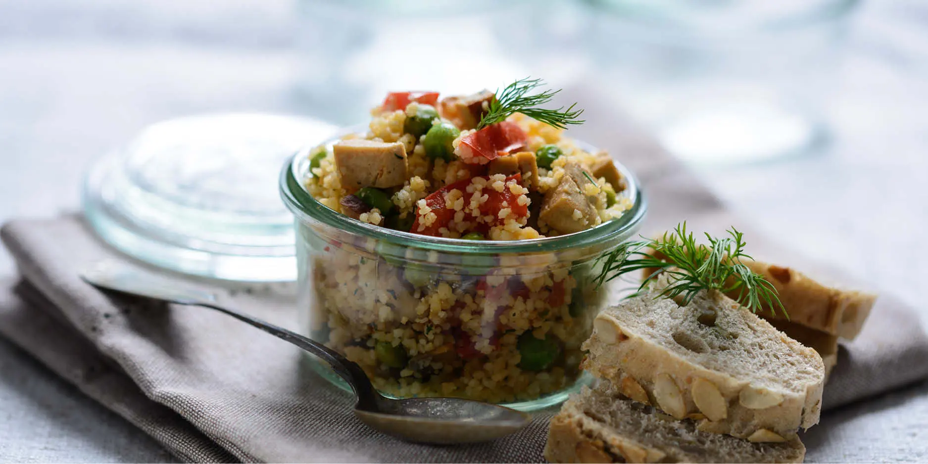 Insalata di couscous con pollo