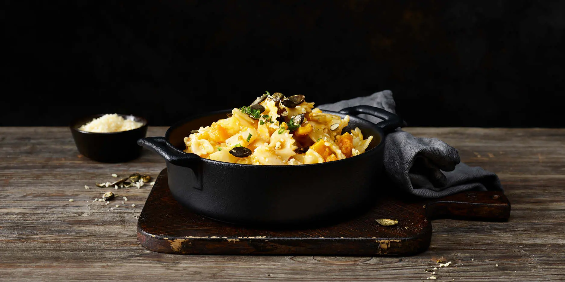 Pasta one pot con zucca e scorzonera