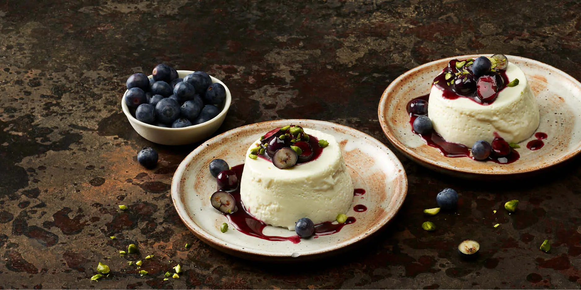 Panna cotta au coulis de myrtilles