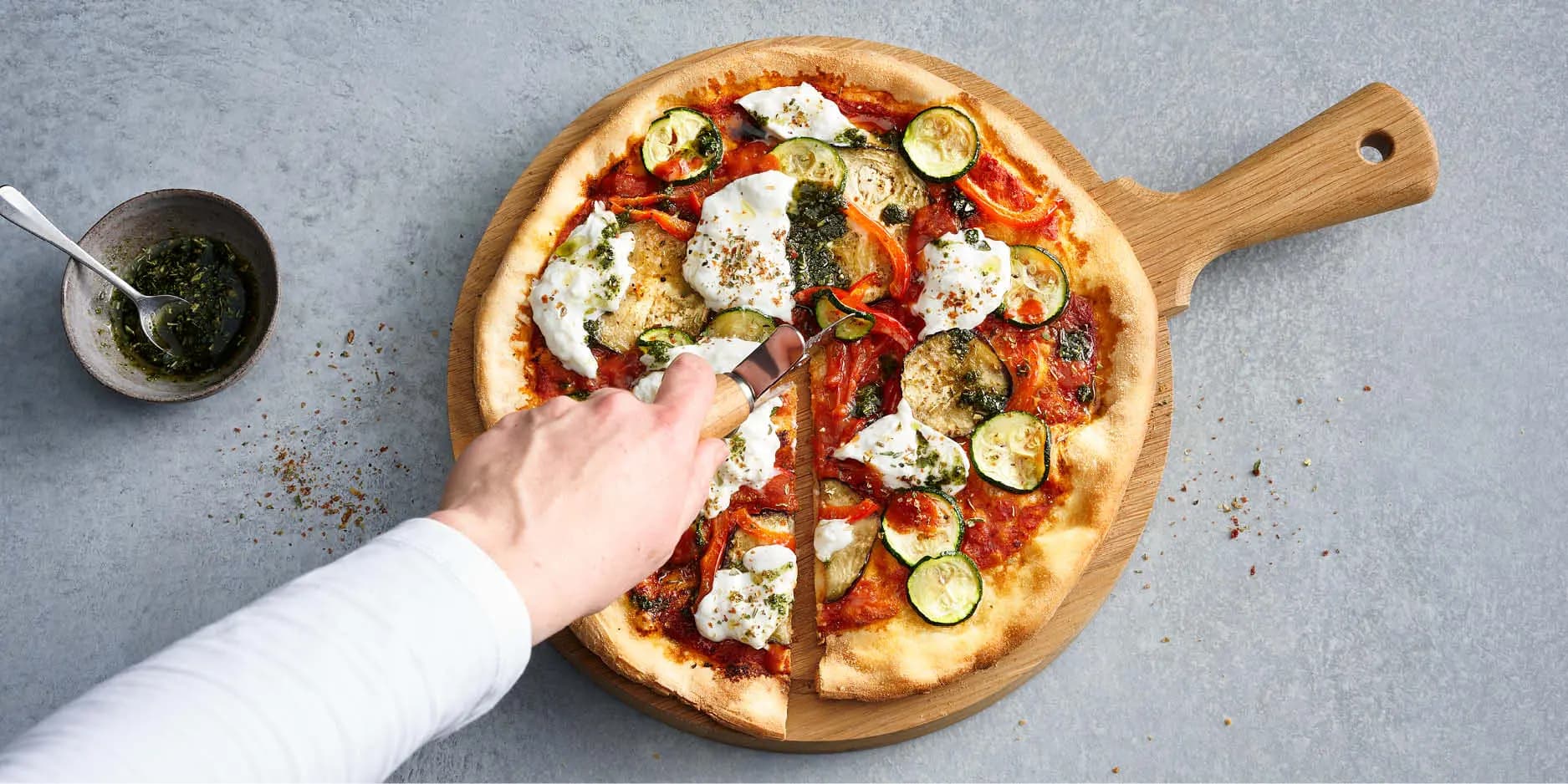 Pizza Oswaldino mit Burrata und Gemüse