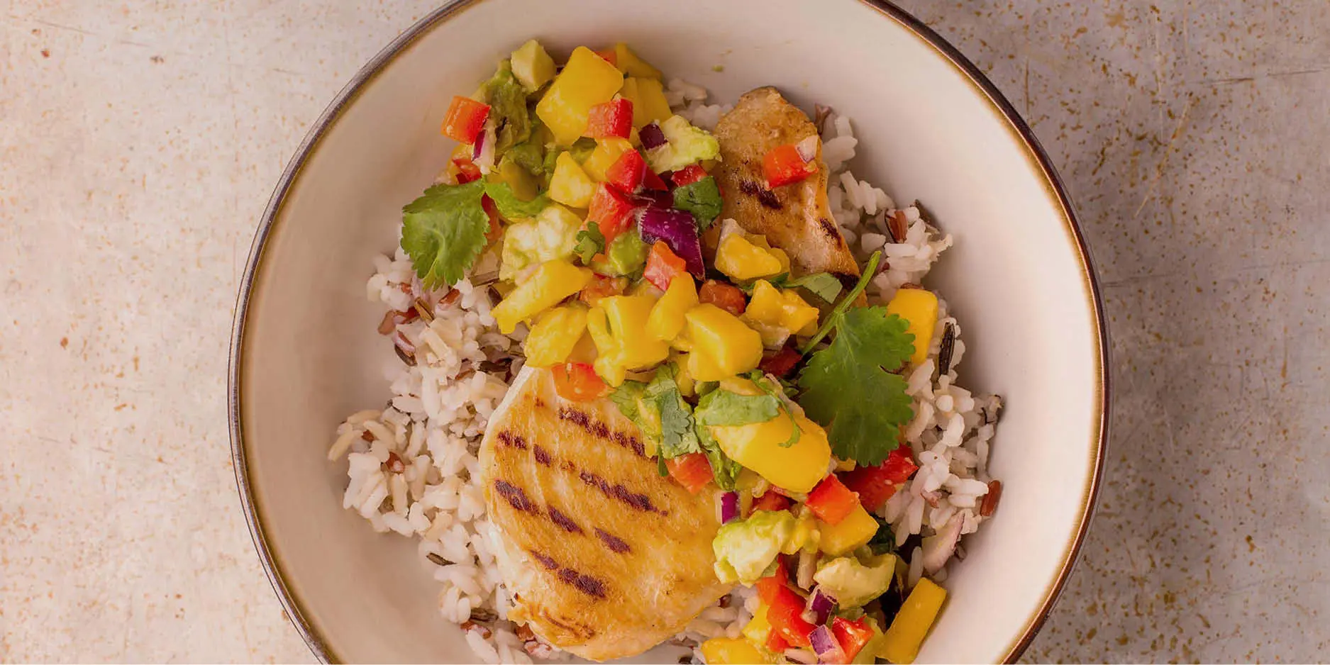 Poulet mit Mango und Gemüse