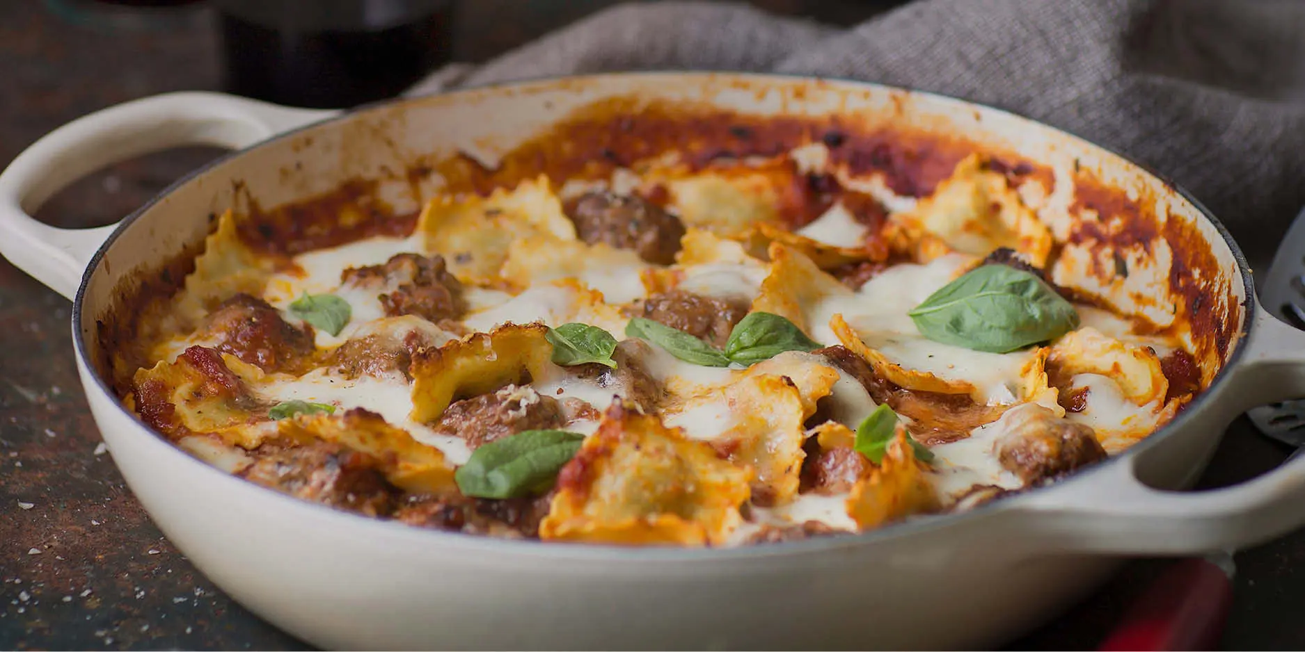 Ravioli Gratin mit Pilzen und Mozzarella