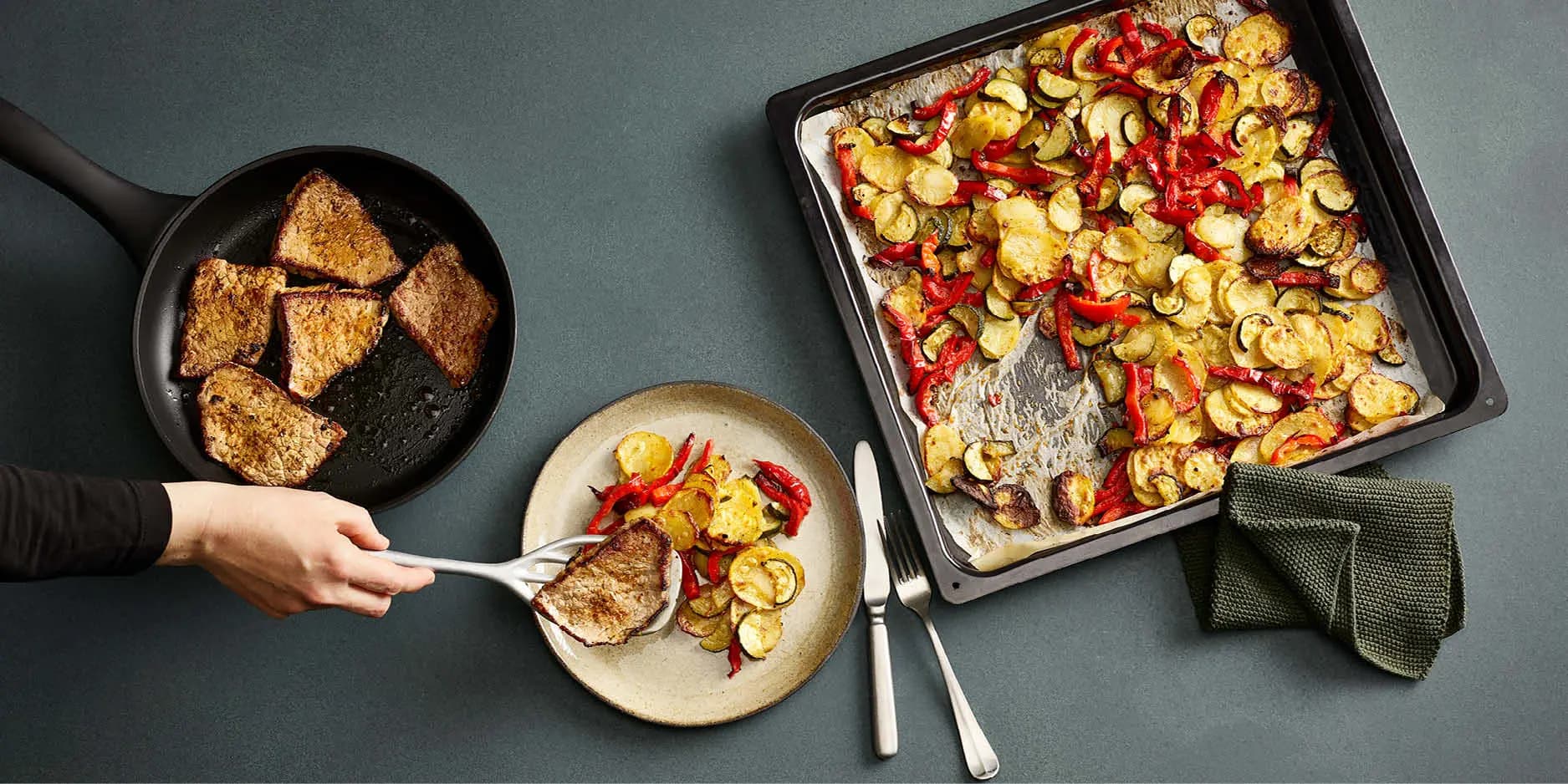 Rindsplätzli à la minute mit Ofengemüse