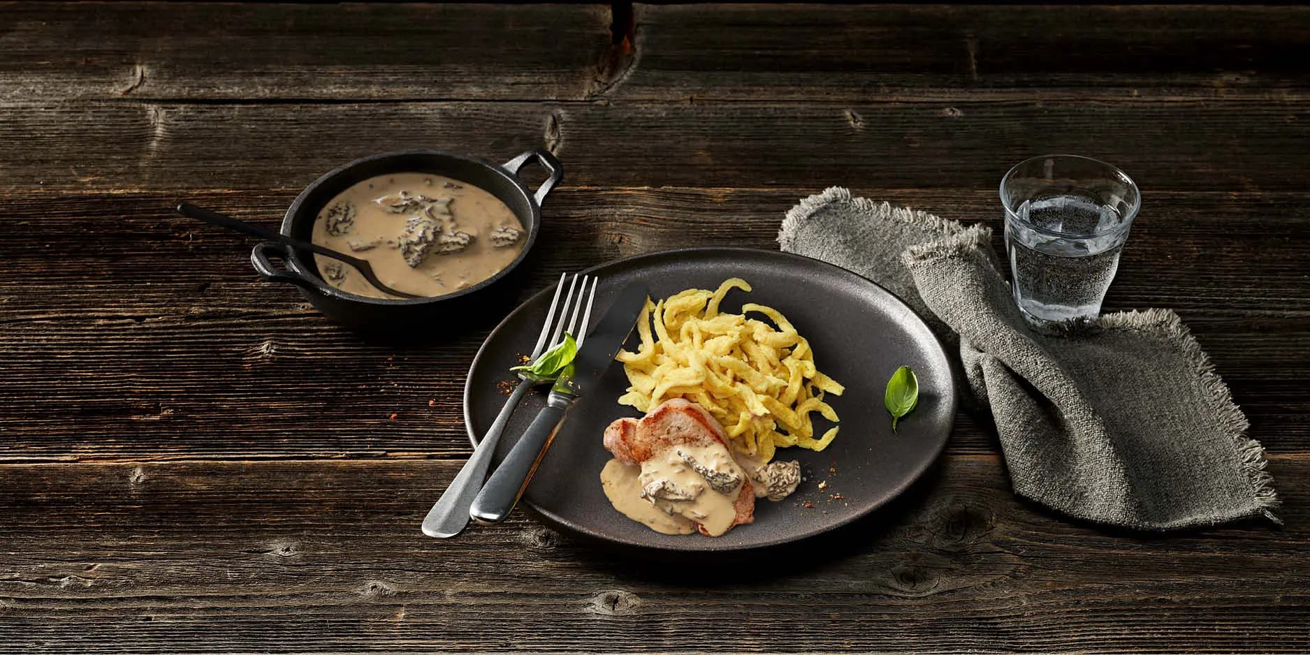 Kalbssteak an Morchelsauce