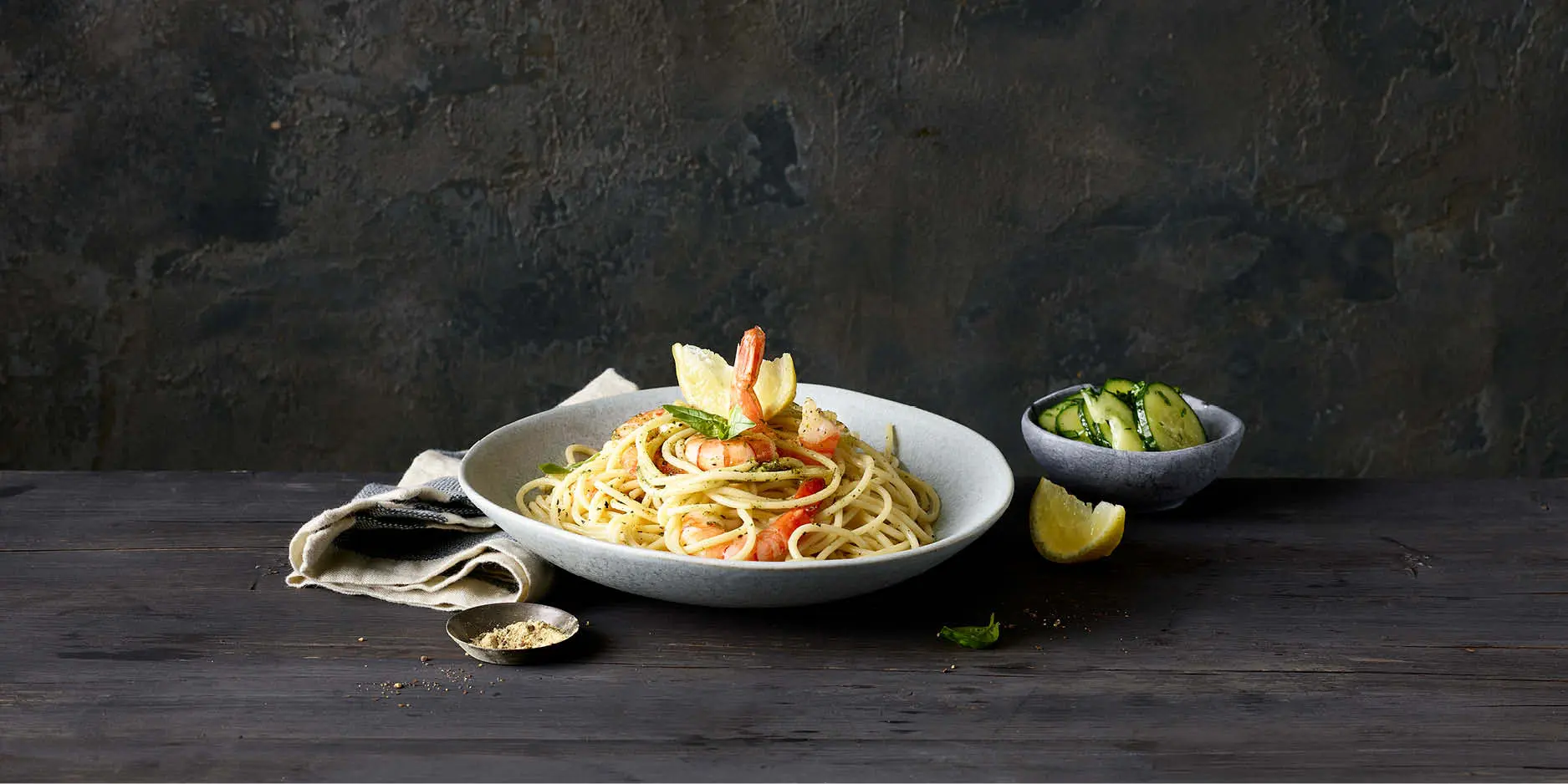 Spaghetti aglio e olio aux crevettes