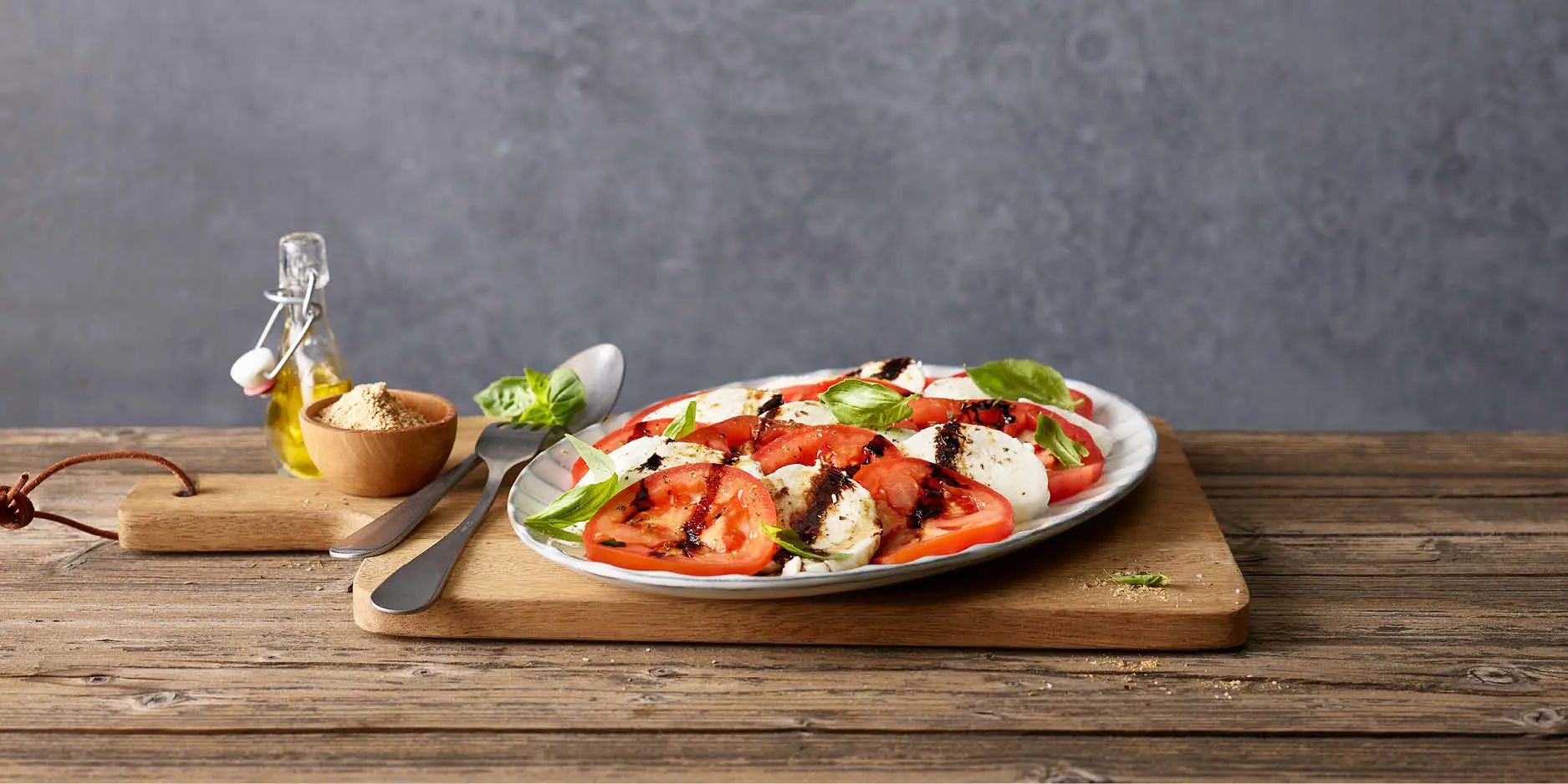 Tomaten-Mozzarella Salat